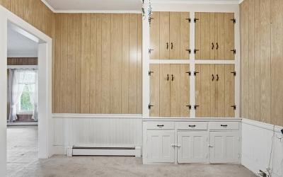 5 Water Street, Julie & Co. Realty