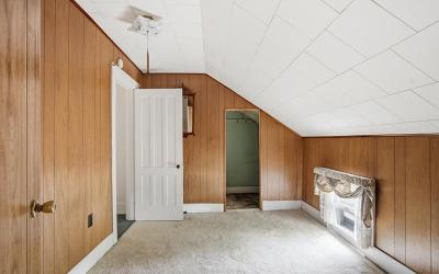 5 Water Street, Julie & Co. Realty