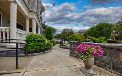 46 Union Avenue, Unit #303, Julie & Co. Realty