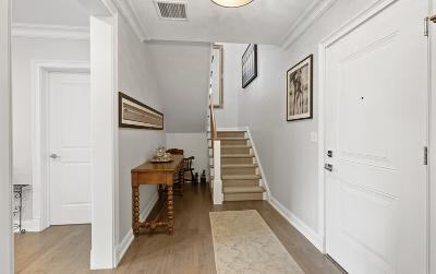 46 Union Avenue, Unit #303, Julie & Co. Realty