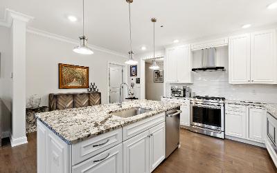 46 Union Avenue, Unit #303, Julie & Co. Realty