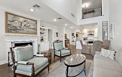 46 Union Avenue, Unit #303, Julie & Co. Realty