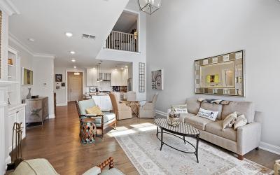 46 Union Avenue, Unit #303, Julie & Co. Realty