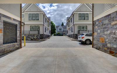 46 Union Avenue, Unit #303, Julie & Co. Realty