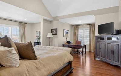 46 Union Avenue, Unit #301, Julie & Co. Realty