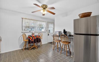10 Geyser Road, Julie & Co. Realty
