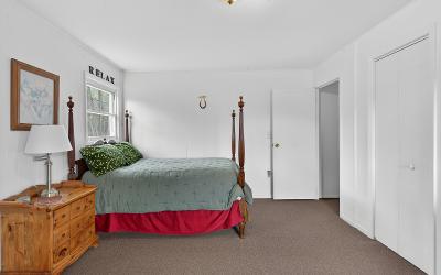 10 Geyser Road, Julie & Co. Realty