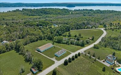 4 Saratoga Farm Road, Julie & Co. Realty