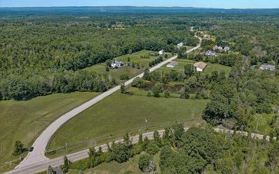 4 Saratoga Farm Road, Julie & Co. Realty
