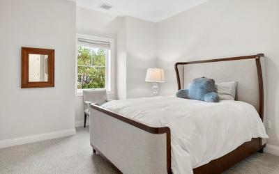 37 White Street, Unit #5A, Julie & Co. Realty