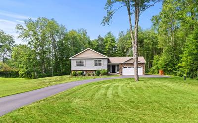 5 Thornappple Drive, Julie & Co. Realty