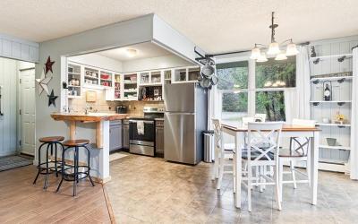 112 Green Mansions Road 1A, Julie & Co. Realty