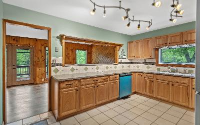 401 Wilton Gansevoort Road, Julie & Co. Realty