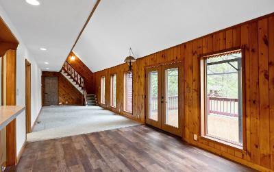 401 Wilton Gansevoort Road, Julie & Co. Realty