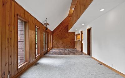 401 Wilton Gansevoort Road, Julie & Co. Realty