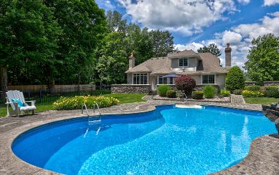 15 Staulters Farm Road, Julie & Co. Realty