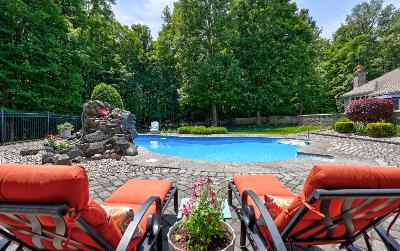 15 Staulters Farm Road, Julie & Co. Realty