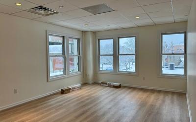 433 Broadway, Apt. #3, Julie & Co. Realty