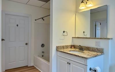 433 Broadway, Apt. #3, Julie & Co. Realty