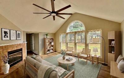 25 Glade Mallow Road, Julie & Co. Realty