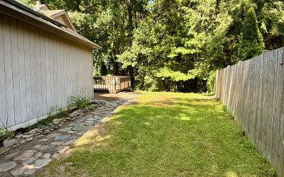 25 Glade Mallow Road, Julie & Co. Realty