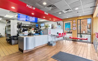 144 Glen Street, Julie & Co. Realty