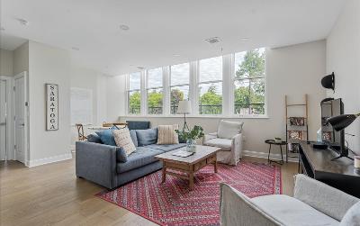 77 Van Dam #305, Julie & Co. Realty
