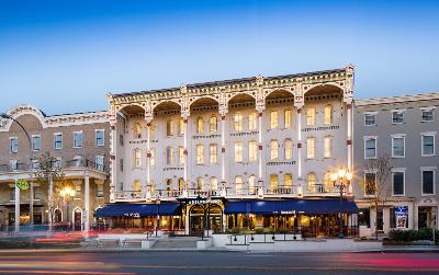 365 Broadway, Unit C, Julie & Co. Realty