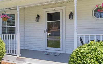 44 Whitney Road South, Julie & Co. Realty