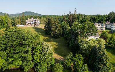 2978 Lakeshore Drive, Julie & Co. Realty