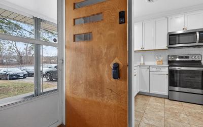 41 Glenwood Avenue, Julie & Co. Realty