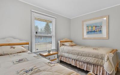 41 Glenwood Avenue, Julie & Co. Realty