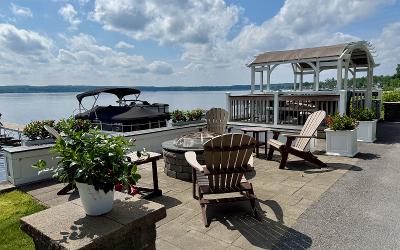 8 Riley Cove Road, Julie & Co. Realty