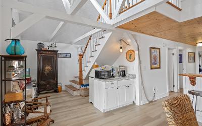 8 Riley Cove Road, Julie & Co. Realty