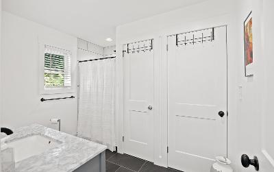 8 Riley Cove Road, Julie & Co. Realty