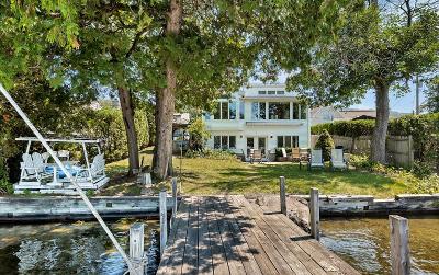 55 Rockhurst Road, Julie & Co. Realty
