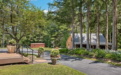 2023 Hermance Road, Julie & Co. Realty