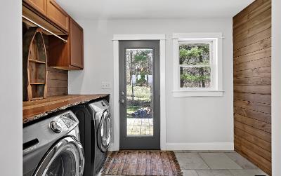 1142 NYS Route 9P, Julie & Co. Realty