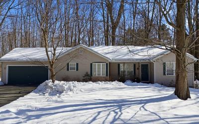 11 Schuyler Way, Julie & Co. Realty