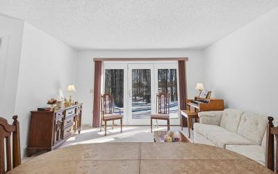 11 Schuyler Way, Julie & Co. Realty