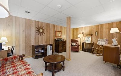 11 Schuyler Way, Julie & Co. Realty