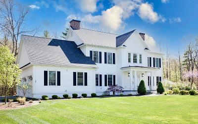 26 Rolling Green Drive, Julie & Co. Realty