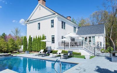 26 Rolling Green Drive, Julie & Co. Realty