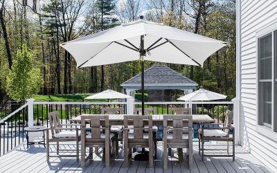 26 Rolling Green Drive, Julie & Co. Realty