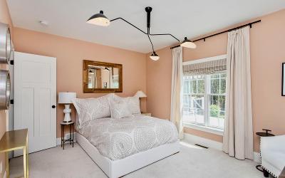 26 Rolling Green Drive, Julie & Co. Realty