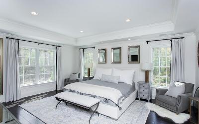 26 Rolling Green Drive, Julie & Co. Realty