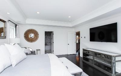 26 Rolling Green Drive, Julie & Co. Realty