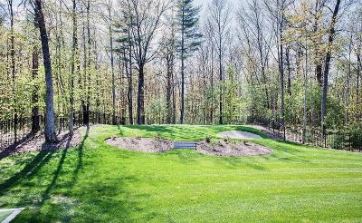 26 Rolling Green Drive, Julie & Co. Realty