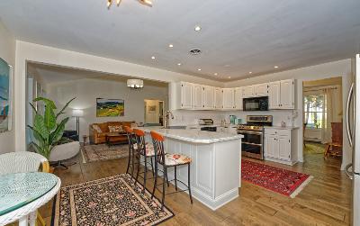 25 Jenee Way, Julie & Co. Realty