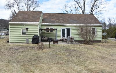 4 Fowler Lane, Julie & Co. Realty